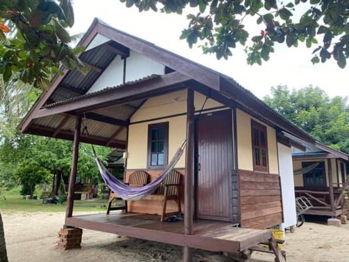 Pinks Bungalow Baan Tai Exterior foto